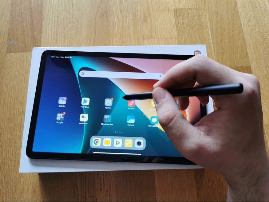 Máy tính bảng Xiaomi Pad 5 MH WQHD+ 120Hz l Bốn loa stereo l Snapdragon™ 860 3 Hiệu năng vượt trội